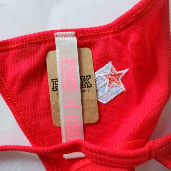 🔥💕NWT PINK Victoria's Secret v-string panties Red star Medium 🌟 - Picture 2 of 3